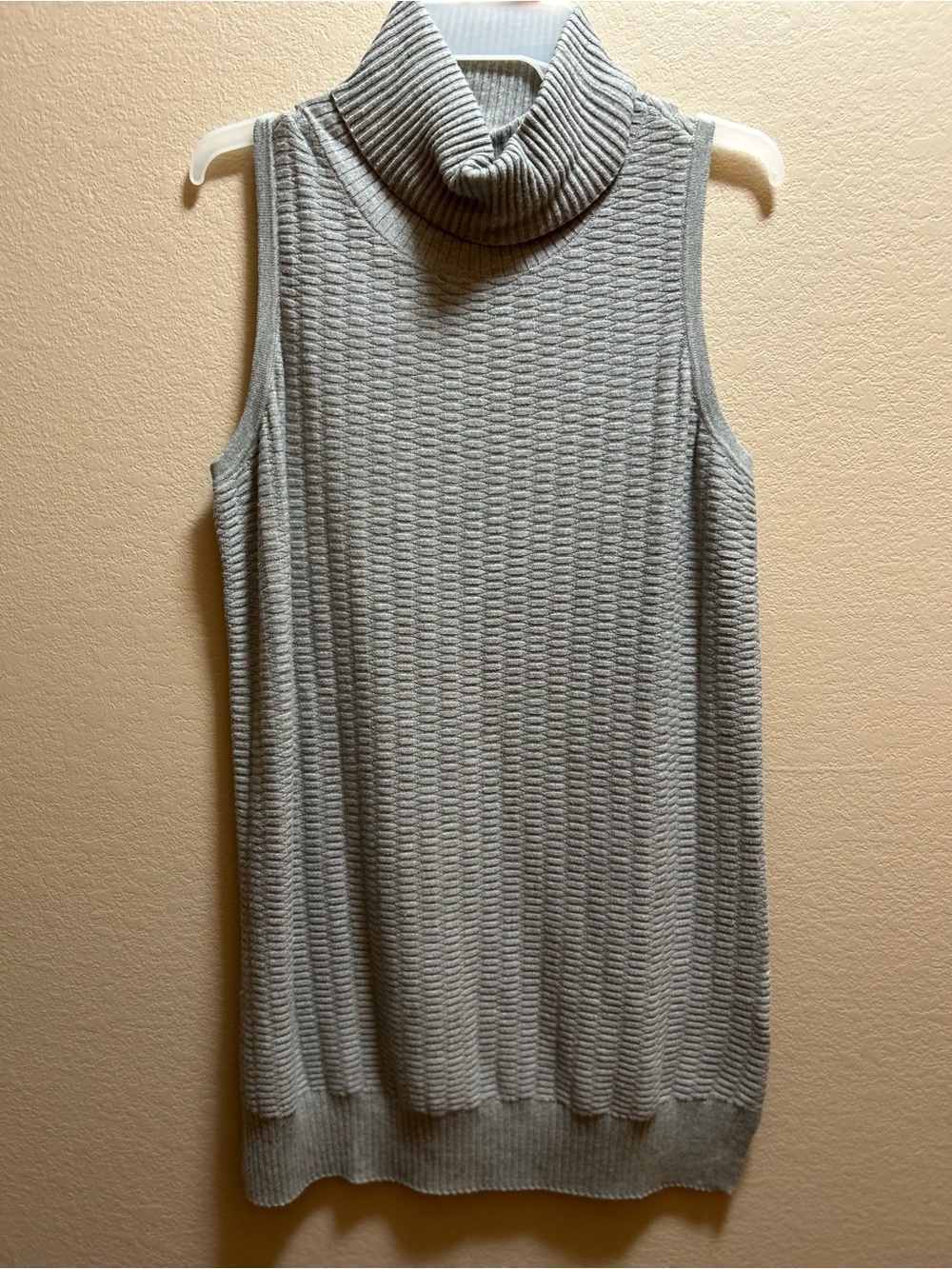 Susan Graver Ribbed Sleeveless Cowl Neck Tunic Grey Medium